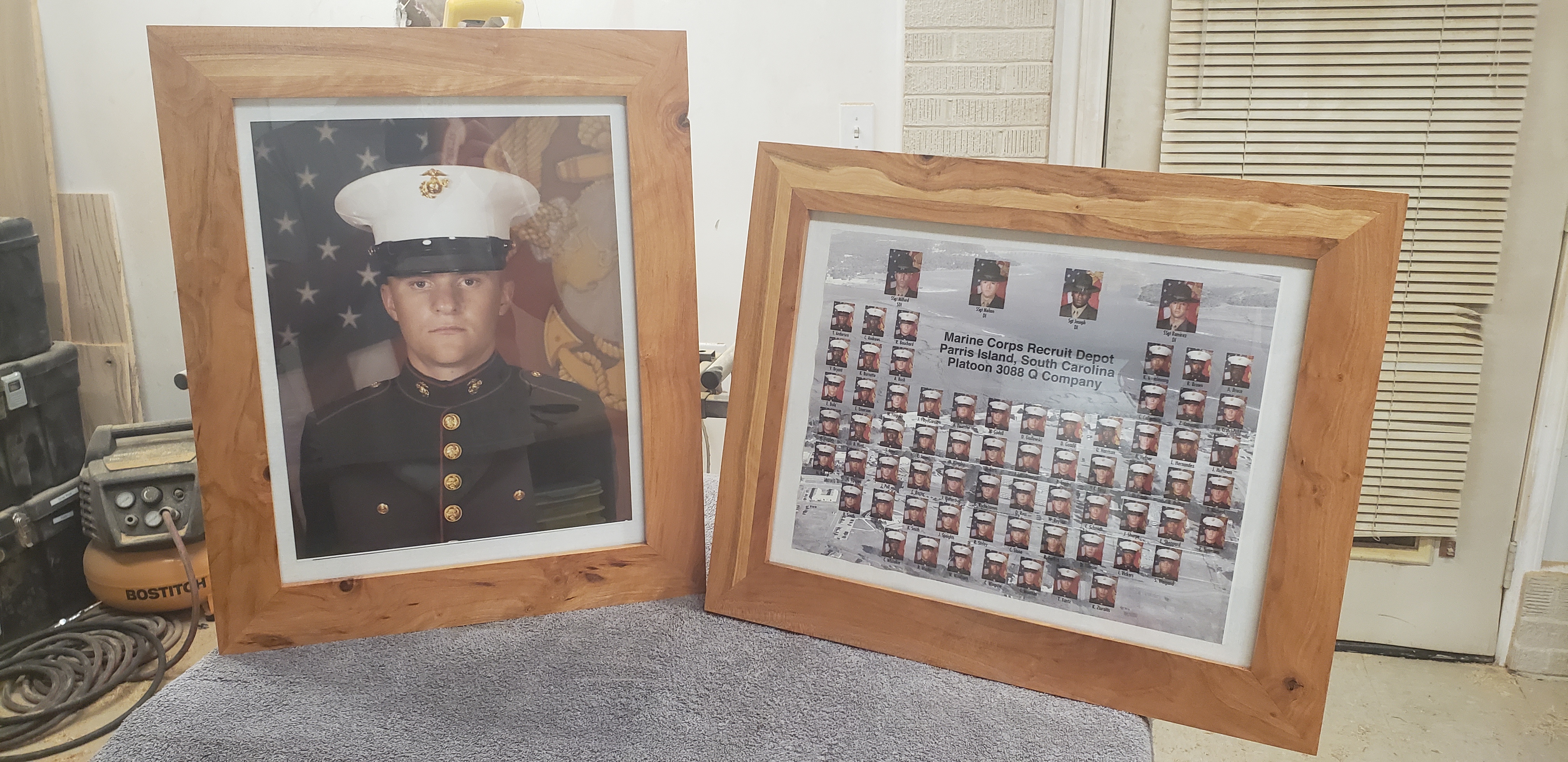 Poster for Service Frames